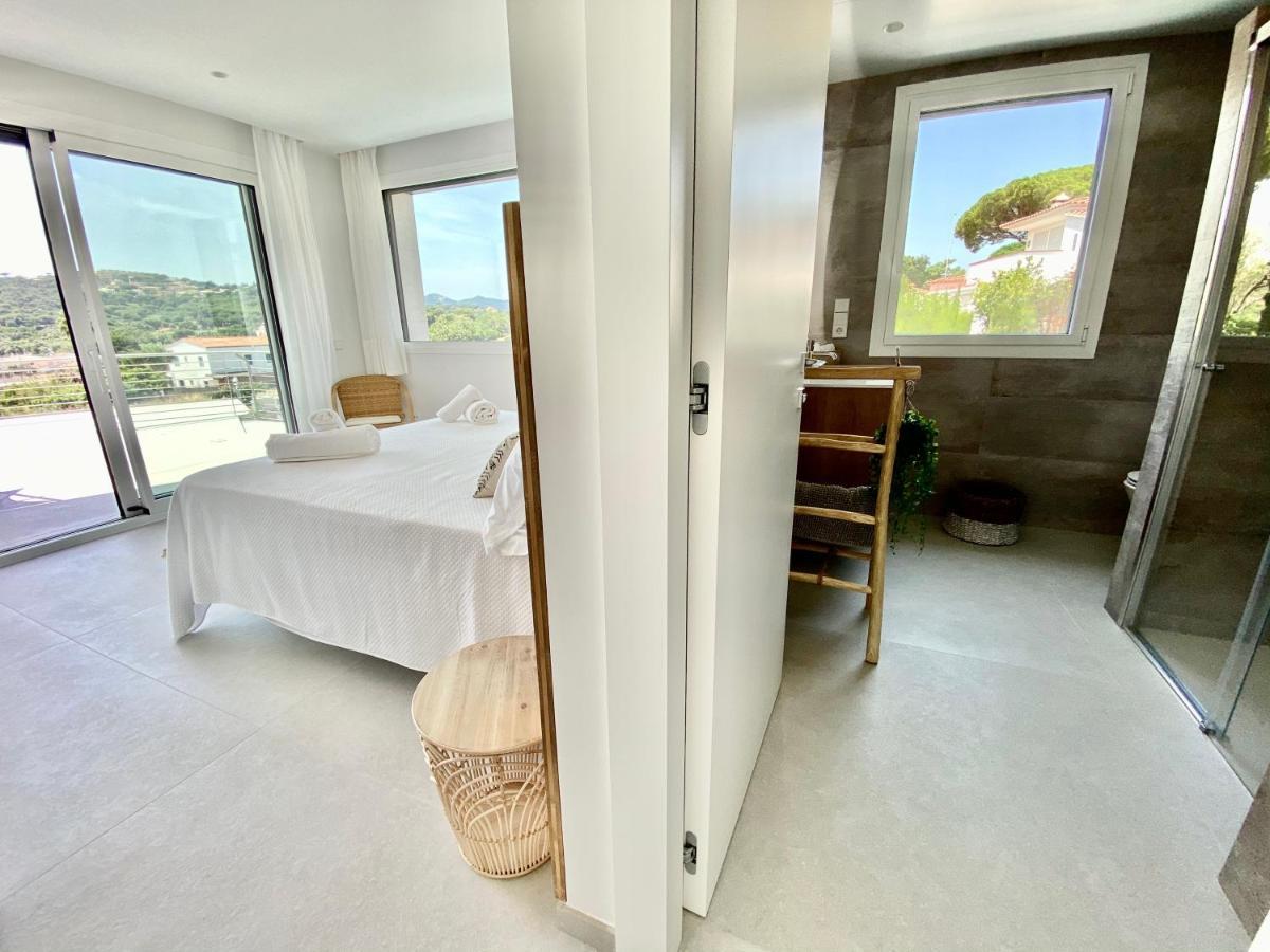 Naramia Sagaro Villa With Poolgarden10 Pax S'Agaro Exterior photo